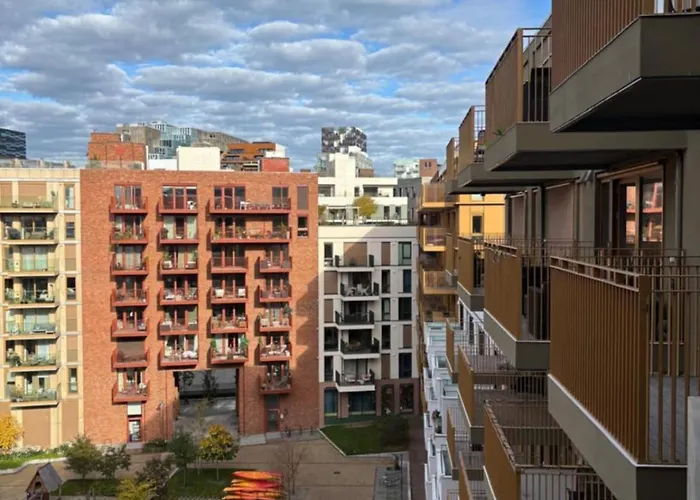 Apartment In - New Building - 5 Min To The Center